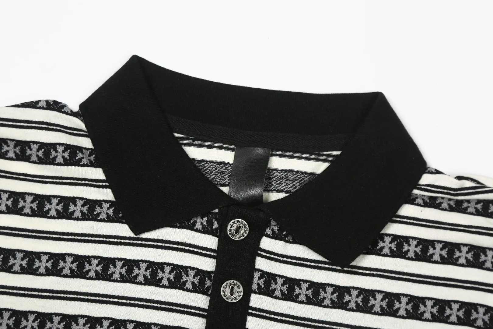 P210 White background picture [Popular item] Code: 25020# Color: Black/Pink/Blue Size: S to - CH Croix heart niche design cross jacquard striped long sleeves brings striped Polo to Next Levels. Loose fit. Same style for men and women. Lazy and casual. Street style. Three colors. Customized style.